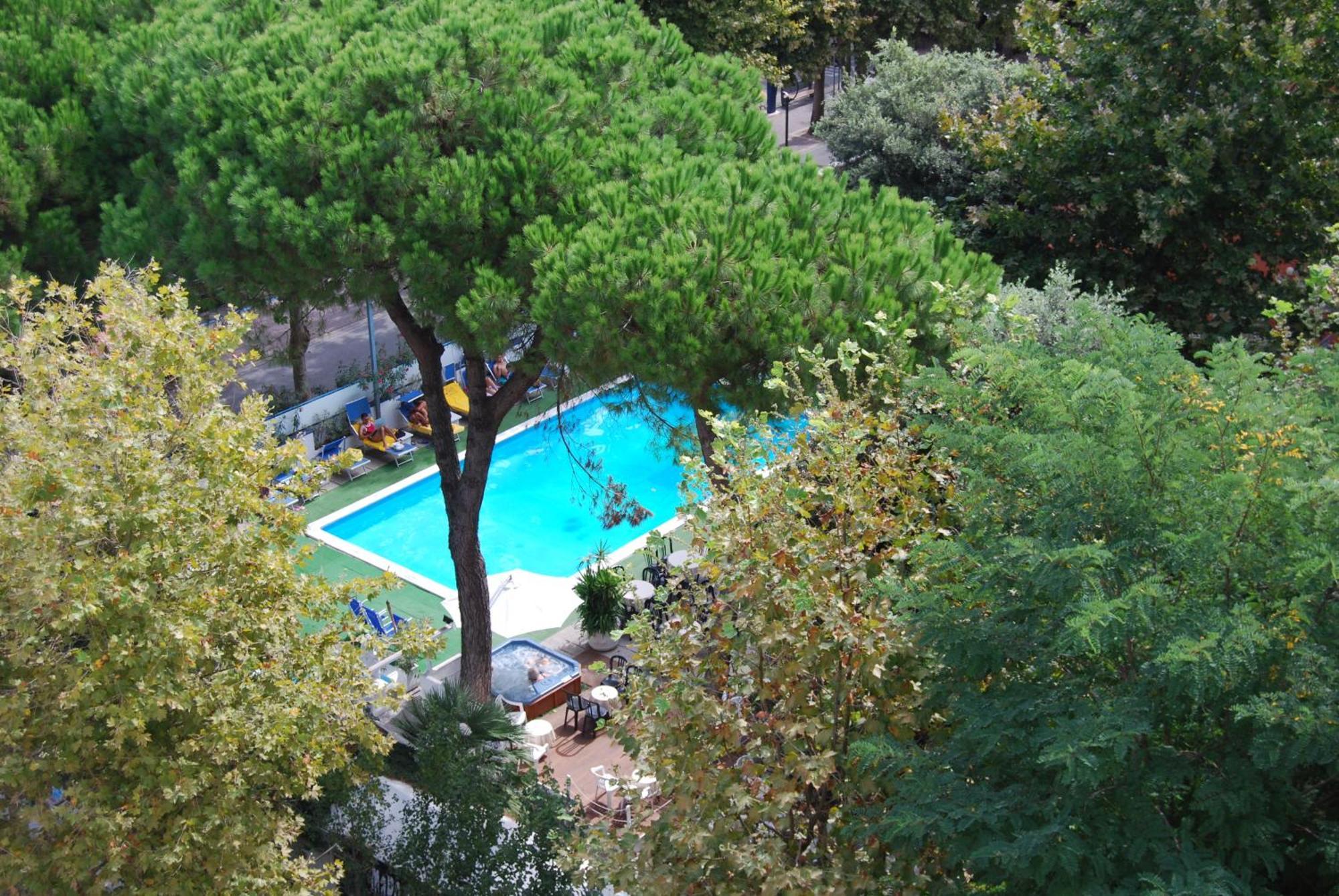 Hotel Carillon Bellaria-Igea Marina Exterior photo