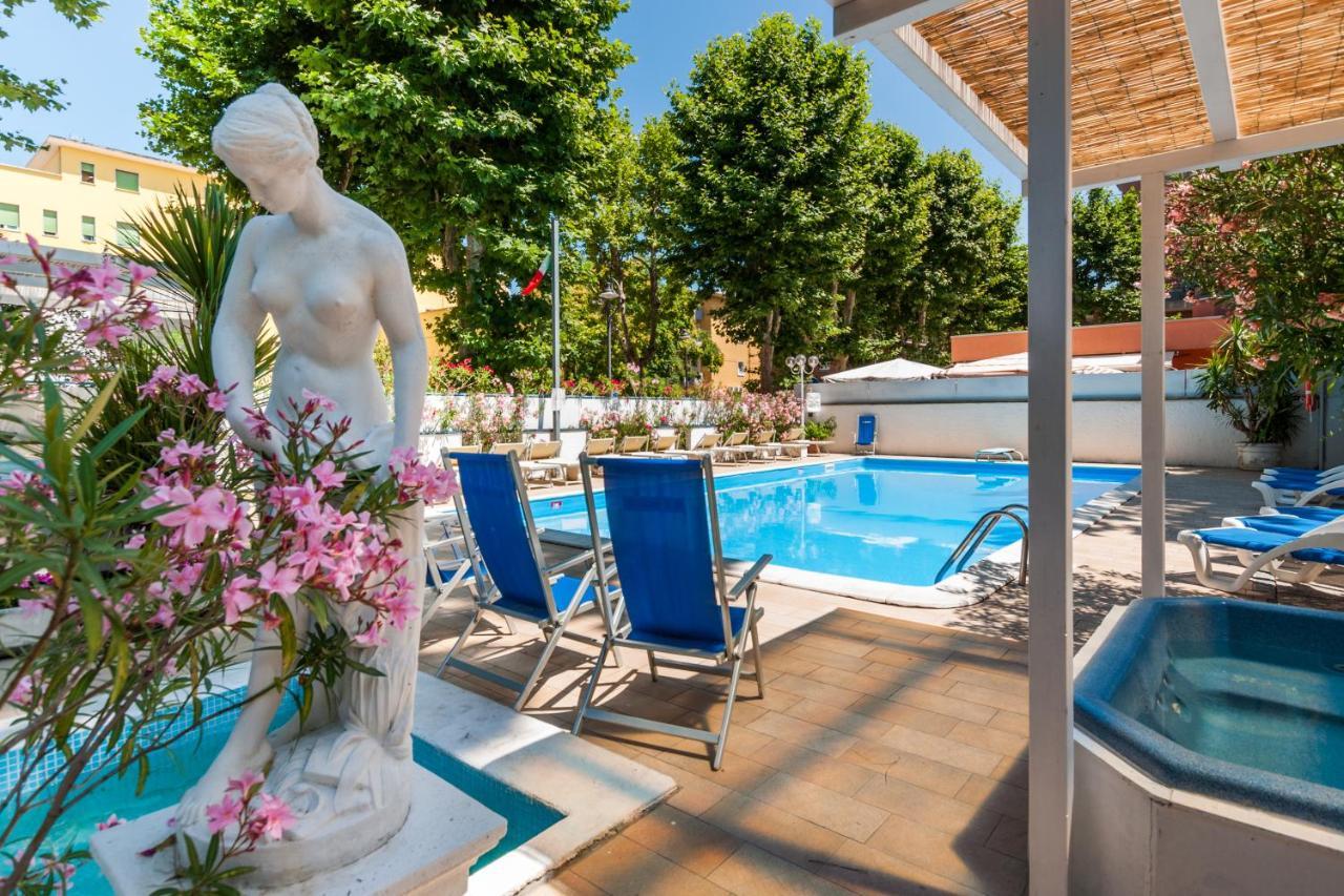 Hotel Carillon Bellaria-Igea Marina Exterior photo