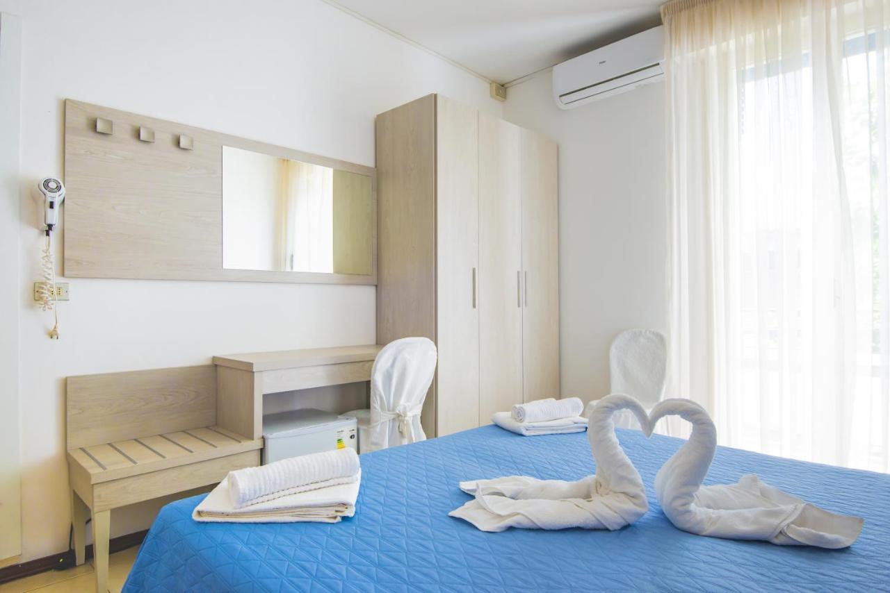 Hotel Carillon Bellaria-Igea Marina Exterior photo